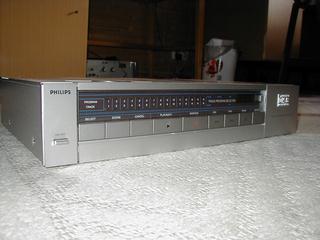 Philips CD 202 (2)